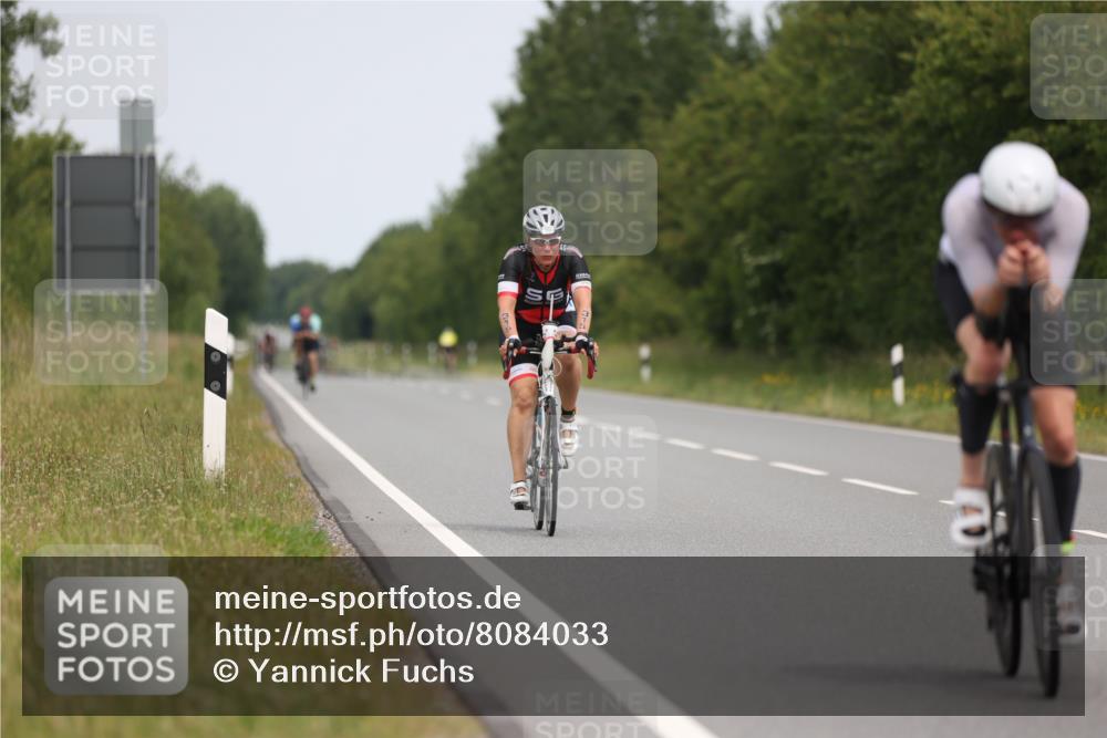 22.06.2025 - Viking Triathlon Yannick Fuchs http://msf.ph/oto/8084033 22.06.2025 12:32:52 Radfahren 189, 315, 381, 658 meine-sportfotos.de