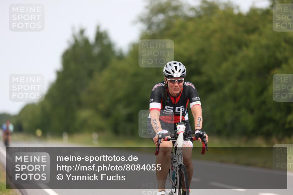 22.06.2025 - Viking Triathlon Yannick Fuchs http://msf.ph/oto/8084055 22.06.2025 12:32:54 Radfahren 189, 315, 381, 496, 658 meine-sportfotos.de