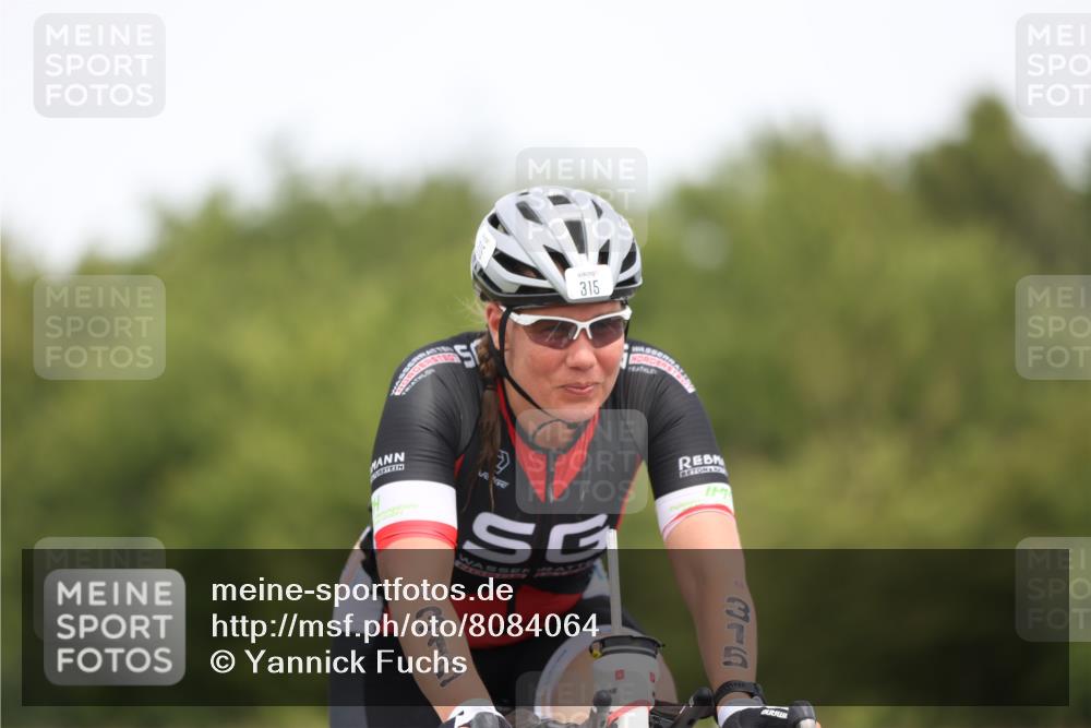 22.06.2025 - Viking Triathlon Yannick Fuchs http://msf.ph/oto/8084064 22.06.2025 12:32:55 Radfahren 315, 381, 496, 658 meine-sportfotos.de