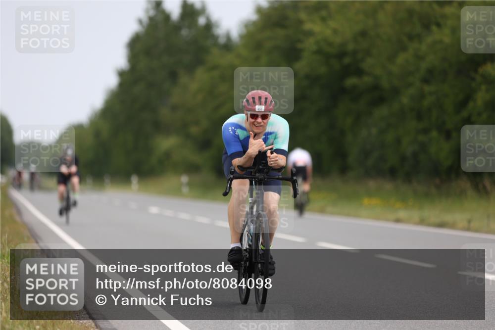 22.06.2025 - Viking Triathlon Yannick Fuchs http://msf.ph/oto/8084098 22.06.2025 12:33:02 Radfahren 240, 475, 496 meine-sportfotos.de