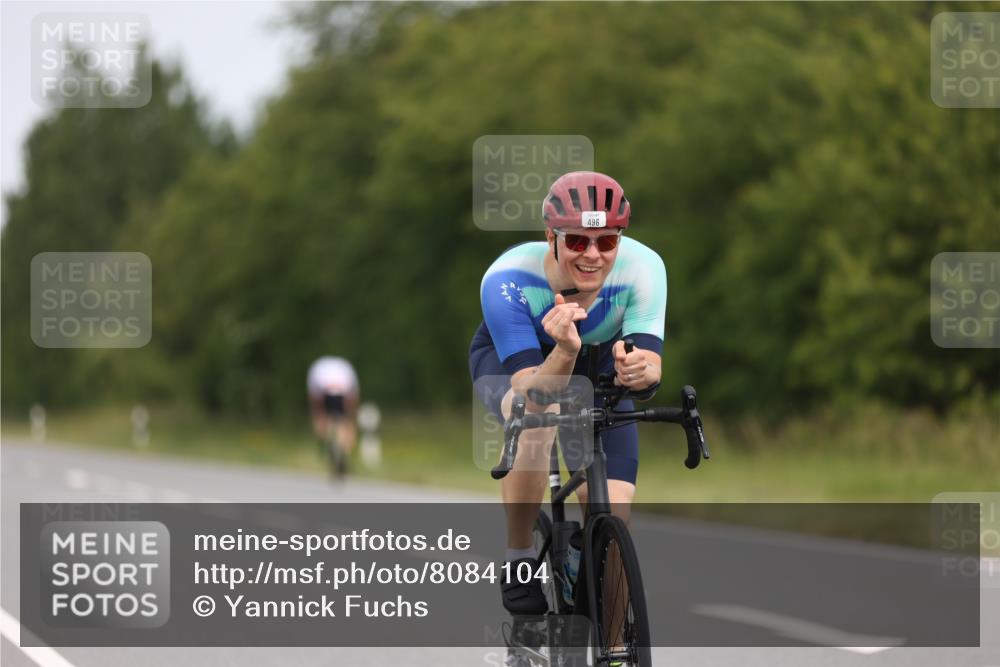 22.06.2025 - Viking Triathlon Yannick Fuchs http://msf.ph/oto/8084104 22.06.2025 12:33:03 Radfahren 240, 475, 496 meine-sportfotos.de
