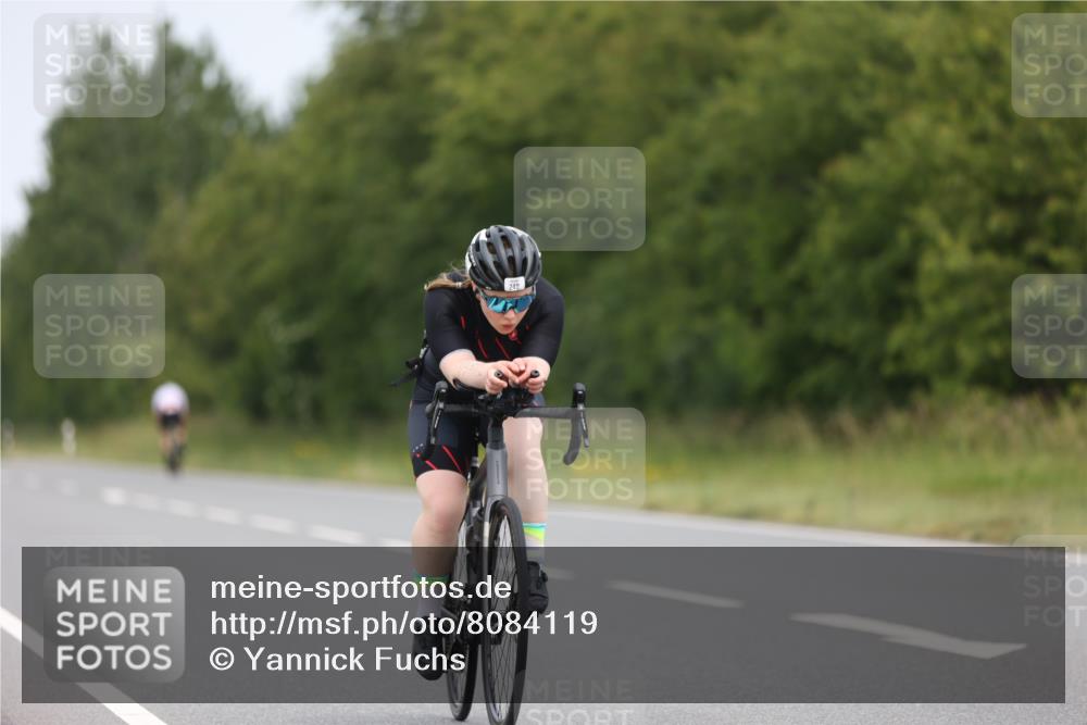 22.06.2025 - Viking Triathlon Yannick Fuchs http://msf.ph/oto/8084119 22.06.2025 12:33:07 Radfahren 240, 475, 496 meine-sportfotos.de
