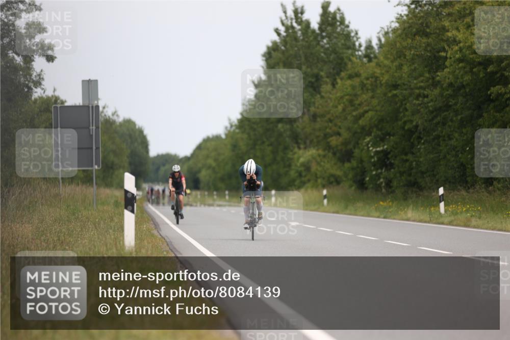 22.06.2025 - Viking Triathlon Yannick Fuchs http://msf.ph/oto/8084139 22.06.2025 12:33:13 Radfahren 61, 78, 152, 183, 240, 270, 337, 394, 397, 638 meine-sportfotos.de