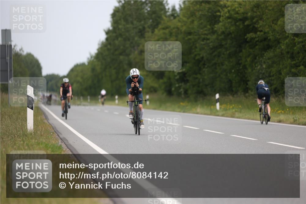 22.06.2025 - Viking Triathlon Yannick Fuchs http://msf.ph/oto/8084142 22.06.2025 12:33:15 Radfahren 61, 78, 152, 183, 270, 337, 394, 397, 638 meine-sportfotos.de