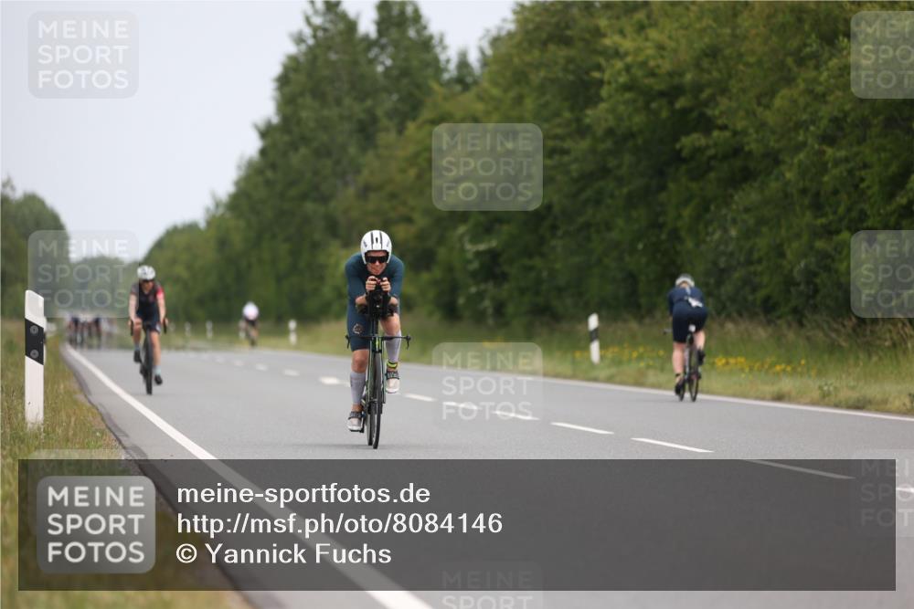 22.06.2025 - Viking Triathlon Yannick Fuchs http://msf.ph/oto/8084146 22.06.2025 12:33:15 Radfahren 61, 78, 152, 183, 270, 337, 394, 397, 638 meine-sportfotos.de