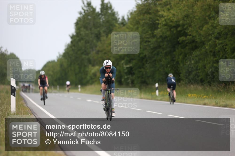 22.06.2025 - Viking Triathlon Yannick Fuchs http://msf.ph/oto/8084150 22.06.2025 12:33:15 Radfahren 61, 78, 152, 183, 270, 337, 394, 397, 638 meine-sportfotos.de