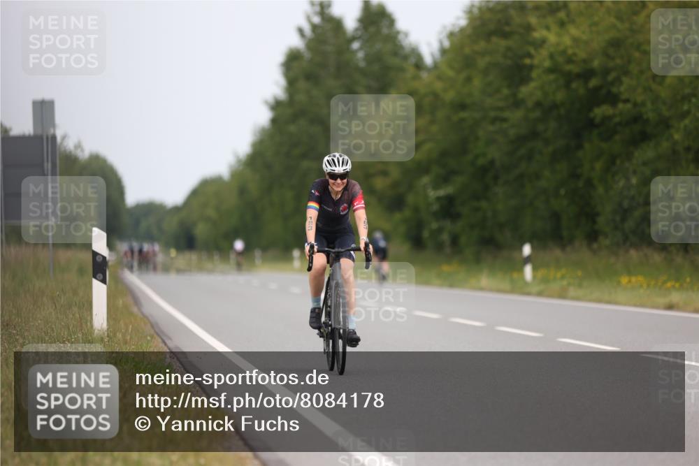 22.06.2025 - Viking Triathlon Yannick Fuchs http://msf.ph/oto/8084178 22.06.2025 12:33:20 Radfahren 61, 78, 93, 152, 183, 270, 337, 394, 397, 638 meine-sportfotos.de