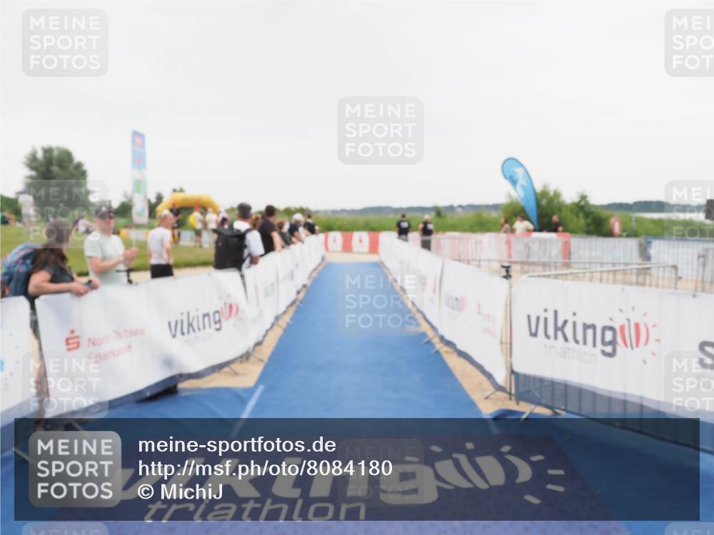 22.06.2025 - Viking Triathlon MichiJ http://msf.ph/oto/8084180 22.06.2025 16:11:04 Ziel 460 meine-sportfotos.de