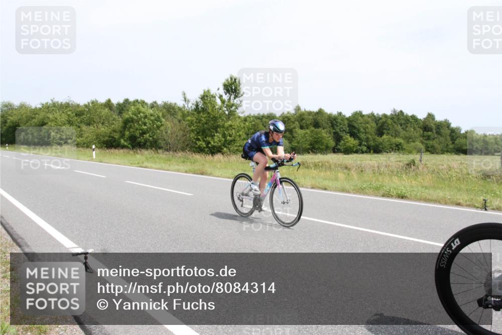 22.06.2025 - Viking Triathlon Yannick Fuchs http://msf.ph/oto/8084314 22.06.2025 13:01:54 Radfahren 210, 402, 466, 643 meine-sportfotos.de