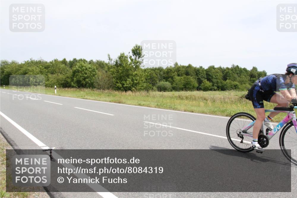 22.06.2025 - Viking Triathlon Yannick Fuchs http://msf.ph/oto/8084319 22.06.2025 13:01:54 Radfahren 210, 402, 466, 643 meine-sportfotos.de