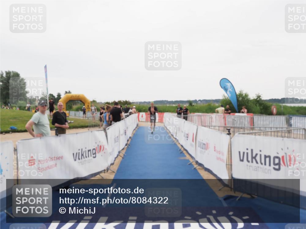 22.06.2025 - Viking Triathlon MichiJ http://msf.ph/oto/8084322 22.06.2025 16:19:43 Ziel 191, 372 meine-sportfotos.de