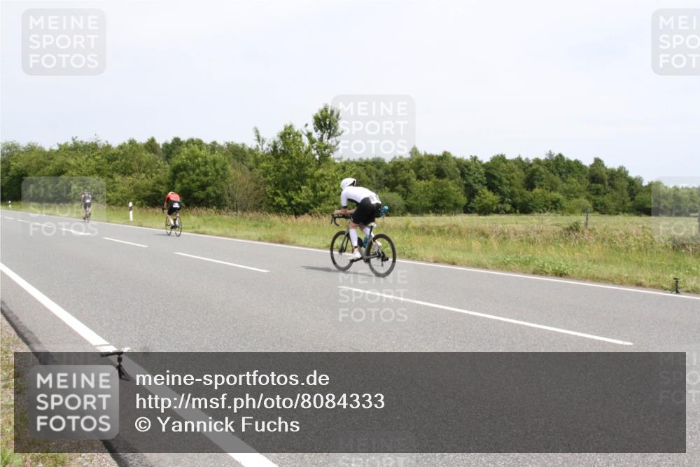 22.06.2025 - Viking Triathlon Yannick Fuchs http://msf.ph/oto/8084333 22.06.2025 13:02:11 Radfahren 97, 106, 440 meine-sportfotos.de