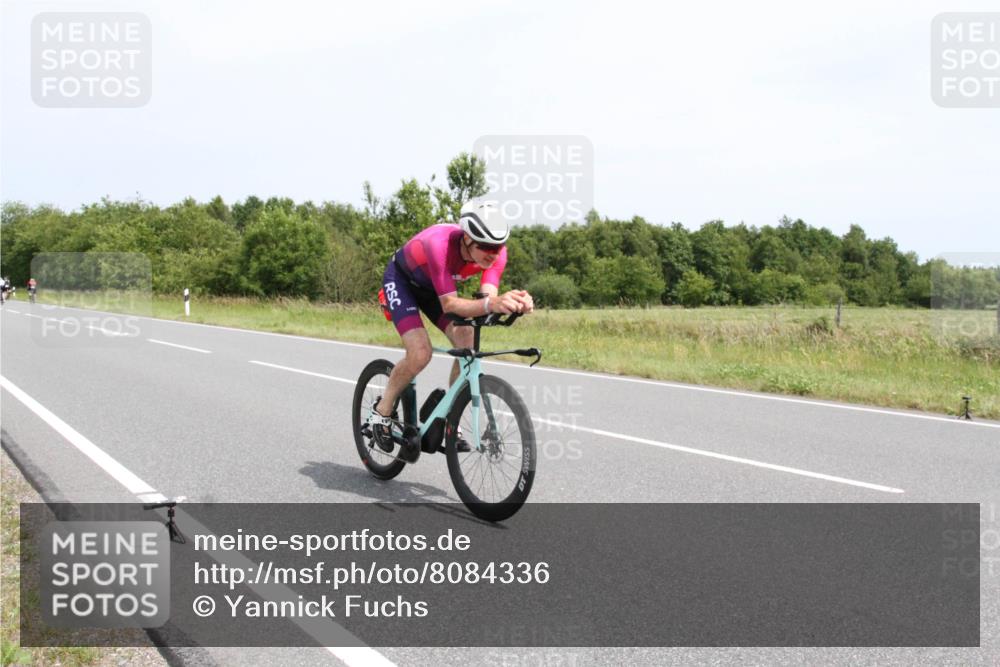 22.06.2025 - Viking Triathlon Yannick Fuchs http://msf.ph/oto/8084336 22.06.2025 13:02:15 Radfahren 440 meine-sportfotos.de