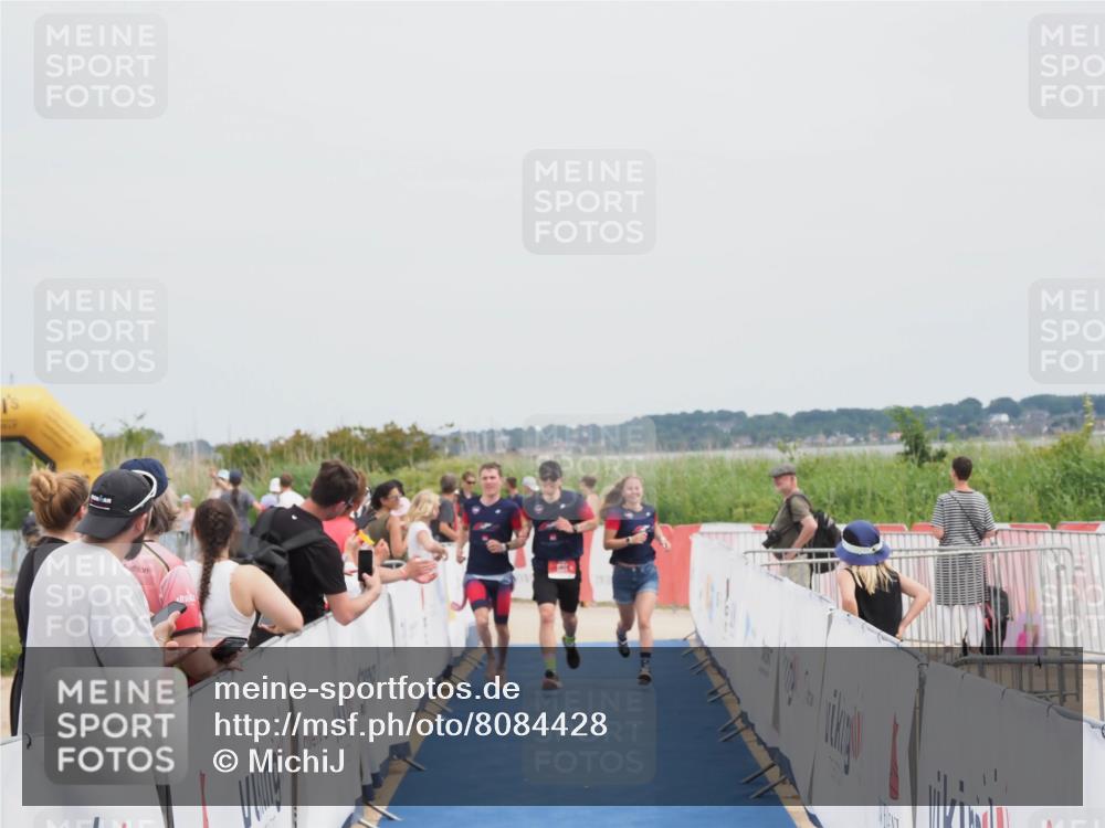 22.06.2025 - Viking Triathlon MichiJ http://msf.ph/oto/8084428 22.06.2025 14:43:00 Ziel 631 meine-sportfotos.de