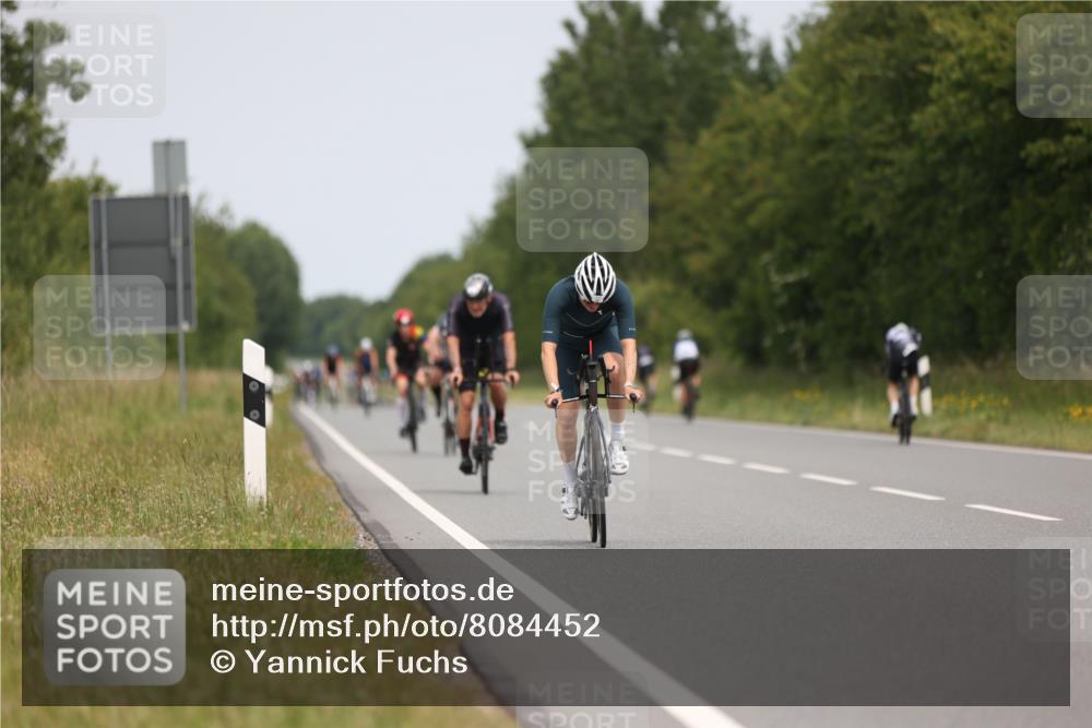22.06.2025 - Viking Triathlon Yannick Fuchs http://msf.ph/oto/8084452 22.06.2025 12:34:37 Radfahren 24, 172, 287, 372, 415, 425, 471 meine-sportfotos.de