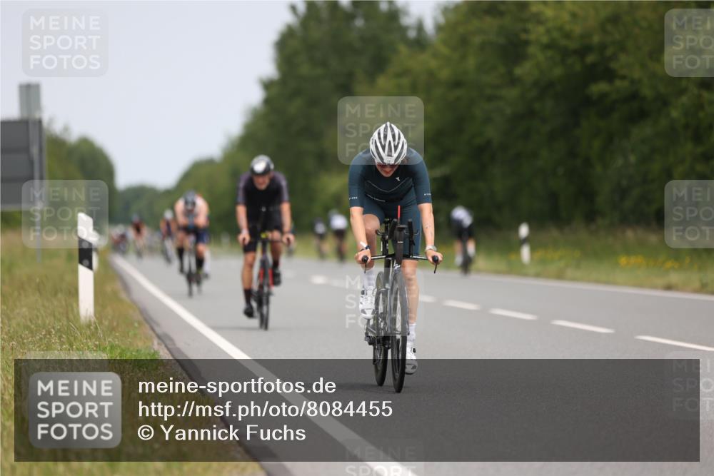 22.06.2025 - Viking Triathlon Yannick Fuchs http://msf.ph/oto/8084455 22.06.2025 12:34:38 Radfahren 24, 172, 287, 372, 415, 425, 471 meine-sportfotos.de