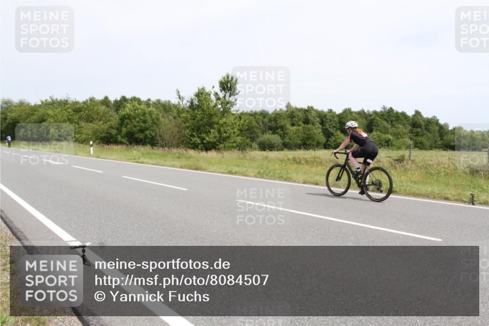 22.06.2025 - Viking Triathlon Yannick Fuchs http://msf.ph/oto/8084507 22.06.2025 13:03:22 Radfahren 454, 637 meine-sportfotos.de