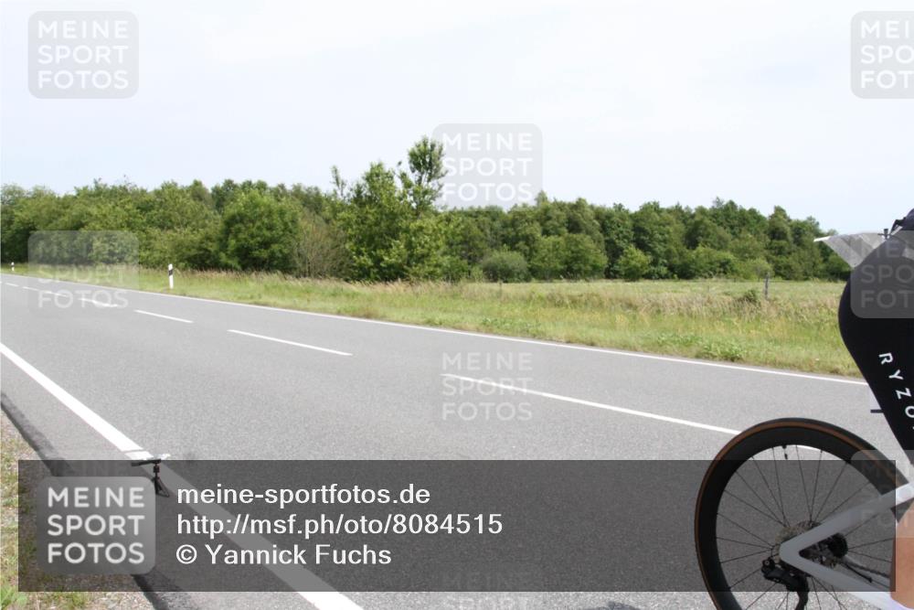22.06.2025 - Viking Triathlon Yannick Fuchs http://msf.ph/oto/8084515 22.06.2025 13:03:32 Radfahren 211, 356 meine-sportfotos.de