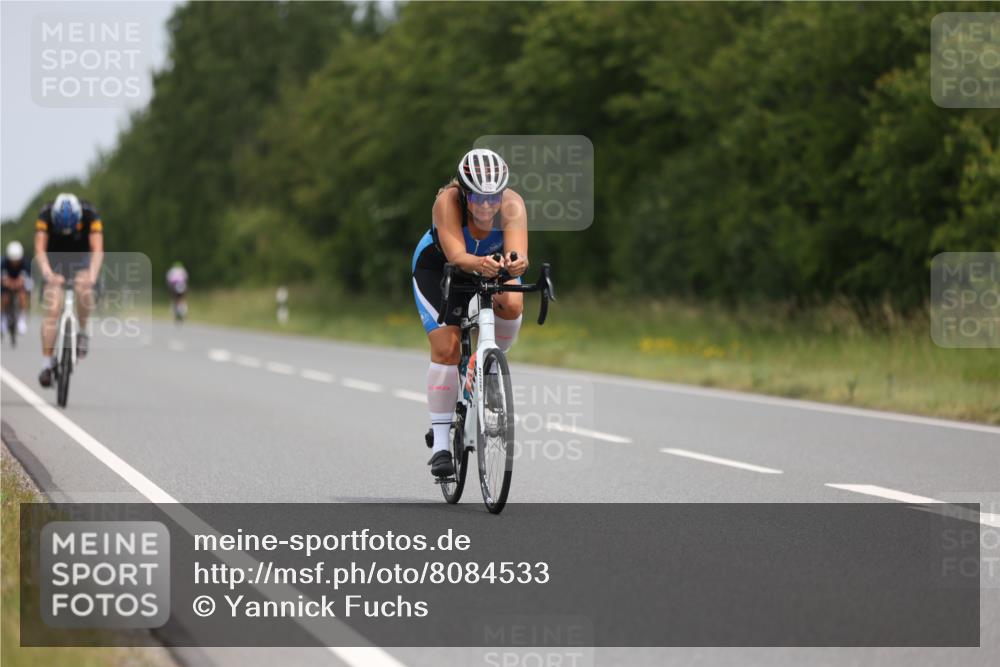 22.06.2025 - Viking Triathlon Yannick Fuchs http://msf.ph/oto/8084533 22.06.2025 12:34:54 Radfahren 17, 102, 163, 358, 411, 619, 635, 645 meine-sportfotos.de