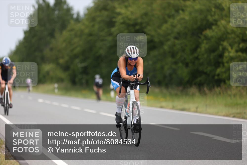 22.06.2025 - Viking Triathlon Yannick Fuchs http://msf.ph/oto/8084534 22.06.2025 12:34:54 Radfahren 17, 102, 163, 358, 411, 619, 635, 645 meine-sportfotos.de