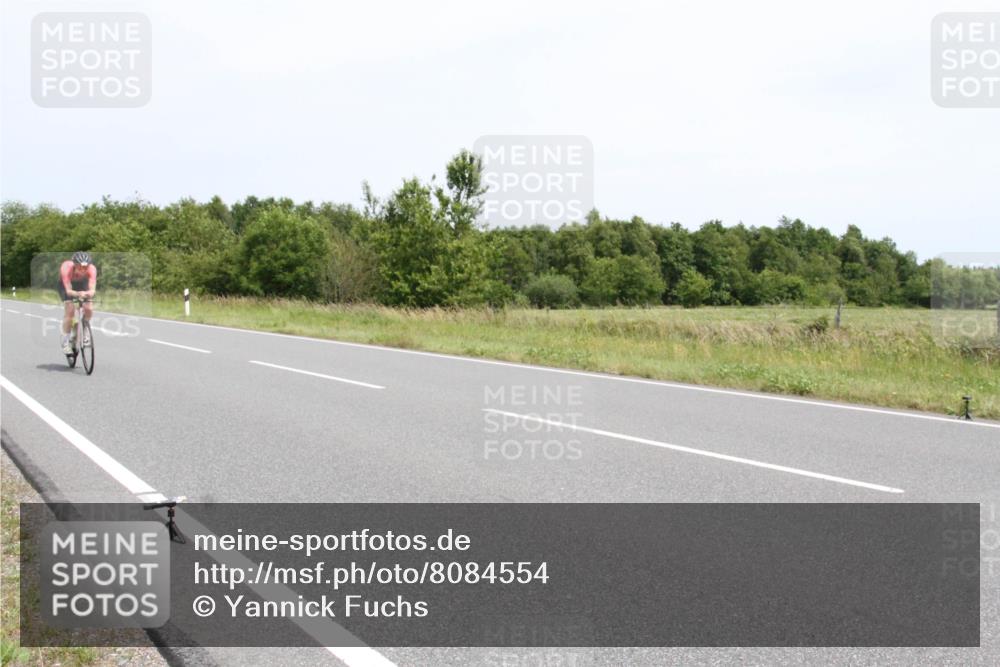 22.06.2025 - Viking Triathlon Yannick Fuchs http://msf.ph/oto/8084554 22.06.2025 13:03:38 Radfahren 44, 356, 530 meine-sportfotos.de