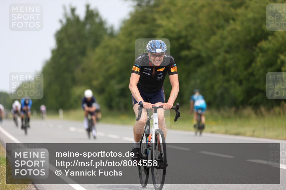 22.06.2025 - Viking Triathlon Yannick Fuchs http://msf.ph/oto/8084558 22.06.2025 12:34:57 Radfahren 17, 102, 358, 411, 416, 619, 635, 645 meine-sportfotos.de