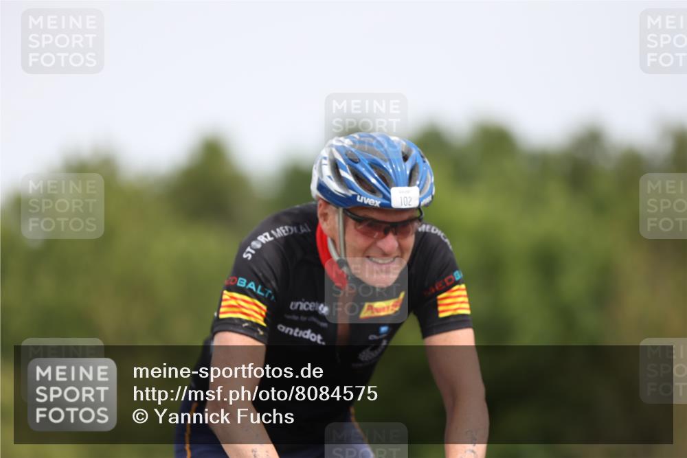 22.06.2025 - Viking Triathlon Yannick Fuchs http://msf.ph/oto/8084575 22.06.2025 12:34:58 Radfahren 17, 102, 358, 416, 619, 635, 645 meine-sportfotos.de