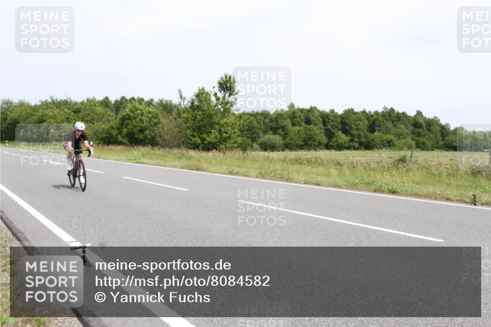 22.06.2025 - Viking Triathlon Yannick Fuchs http://msf.ph/oto/8084582 22.06.2025 13:03:40 Radfahren 44, 130, 356, 530 meine-sportfotos.de
