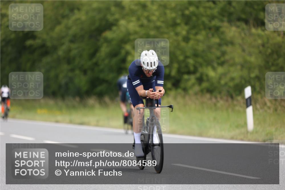 22.06.2025 - Viking Triathlon Yannick Fuchs http://msf.ph/oto/8084589 22.06.2025 12:35:00 Radfahren 17, 102, 352, 416, 619, 635, 645 meine-sportfotos.de