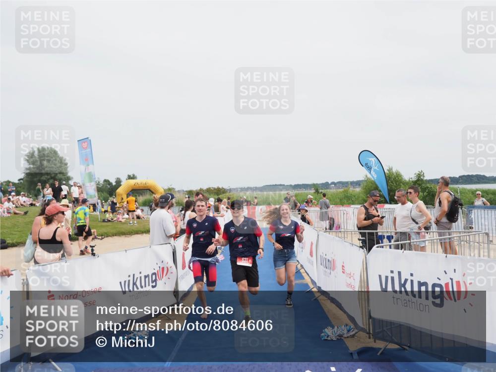 22.06.2025 - Viking Triathlon MichiJ http://msf.ph/oto/8084606 22.06.2025 14:43:03 Ziel 631 meine-sportfotos.de
