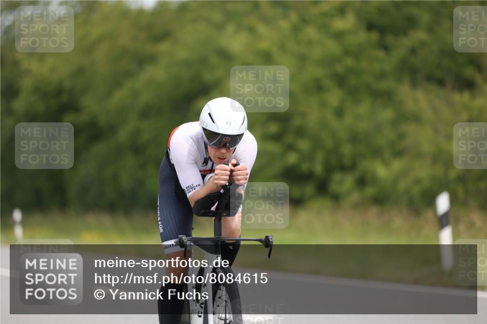 22.06.2025 - Viking Triathlon Yannick Fuchs http://msf.ph/oto/8084615 22.06.2025 12:35:04 Radfahren 17, 352, 416, 542, 635, 645 meine-sportfotos.de