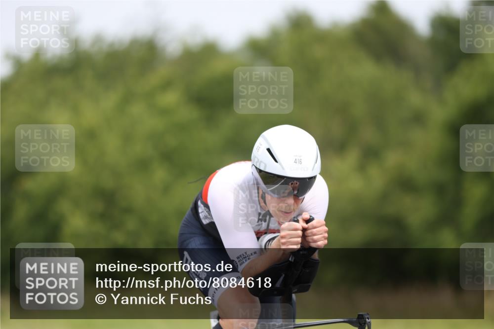 22.06.2025 - Viking Triathlon Yannick Fuchs http://msf.ph/oto/8084618 22.06.2025 12:35:05 Radfahren 17, 352, 416, 542, 635, 645 meine-sportfotos.de