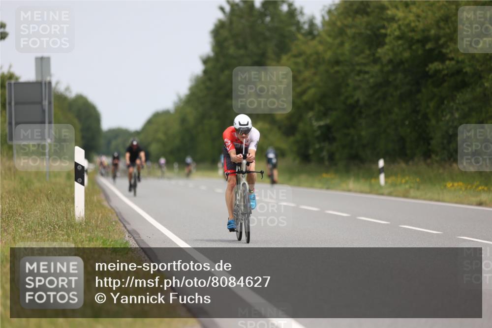 22.06.2025 - Viking Triathlon Yannick Fuchs http://msf.ph/oto/8084627 22.06.2025 12:35:06 Radfahren 17, 254, 352, 416, 542, 635 meine-sportfotos.de