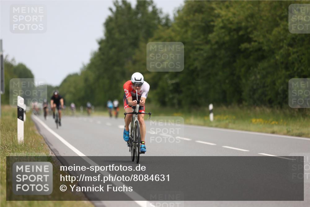 22.06.2025 - Viking Triathlon Yannick Fuchs http://msf.ph/oto/8084631 22.06.2025 12:35:07 Radfahren 17, 72, 254, 352, 416, 542 meine-sportfotos.de