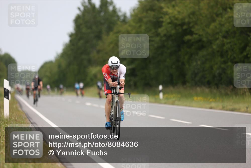 22.06.2025 - Viking Triathlon Yannick Fuchs http://msf.ph/oto/8084636 22.06.2025 12:35:07 Radfahren 17, 72, 254, 352, 416, 542 meine-sportfotos.de