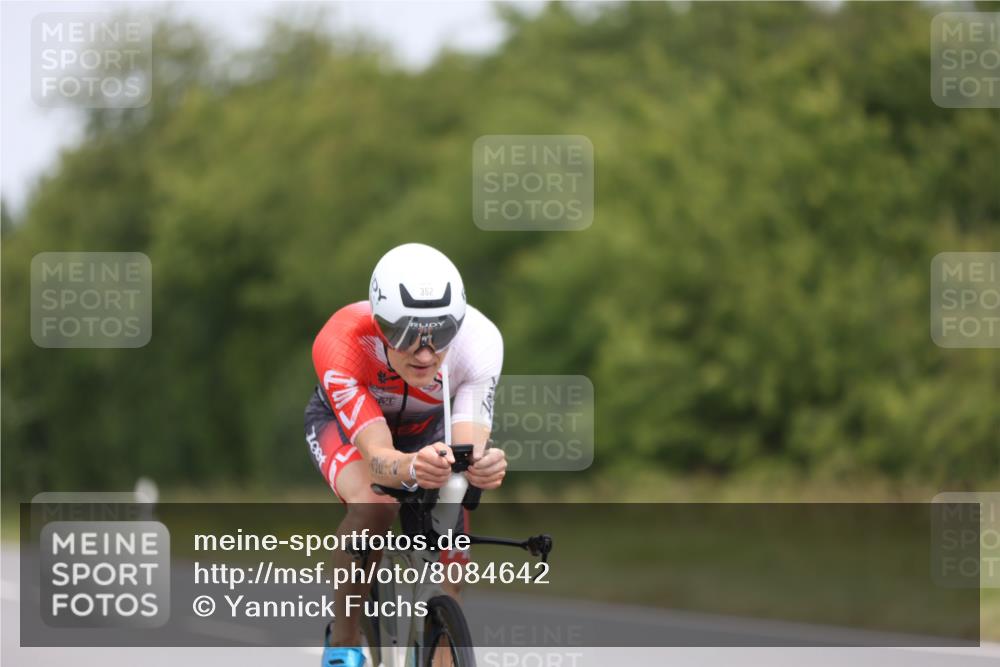 22.06.2025 - Viking Triathlon Yannick Fuchs http://msf.ph/oto/8084642 22.06.2025 12:35:08 Radfahren 72, 254, 352, 416, 542, 660 meine-sportfotos.de