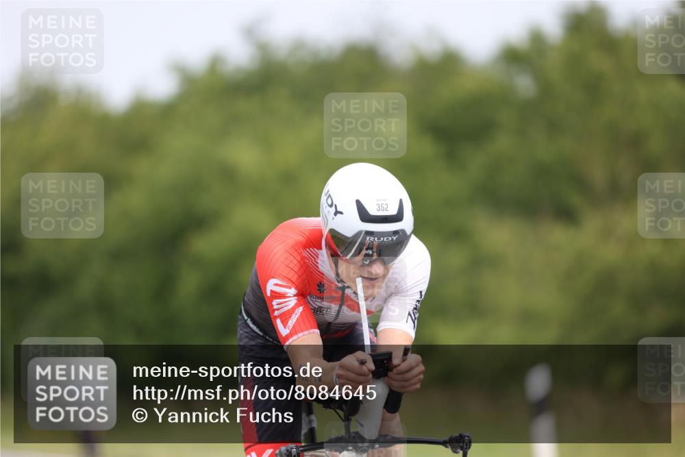 22.06.2025 - Viking Triathlon Yannick Fuchs http://msf.ph/oto/8084645 22.06.2025 12:35:09 Radfahren 72, 254, 352, 376, 416, 542, 660 meine-sportfotos.de