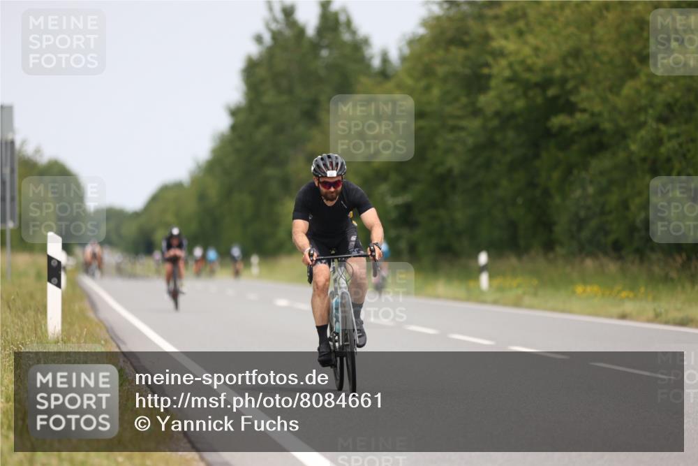 22.06.2025 - Viking Triathlon Yannick Fuchs http://msf.ph/oto/8084661 22.06.2025 12:35:12 Radfahren 72, 254, 352, 376, 542, 660 meine-sportfotos.de