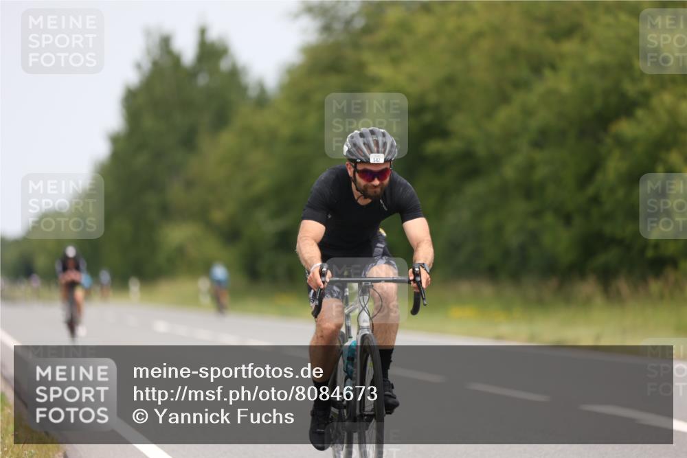 22.06.2025 - Viking Triathlon Yannick Fuchs http://msf.ph/oto/8084673 22.06.2025 12:35:13 Radfahren 72, 254, 352, 376, 542, 660 meine-sportfotos.de