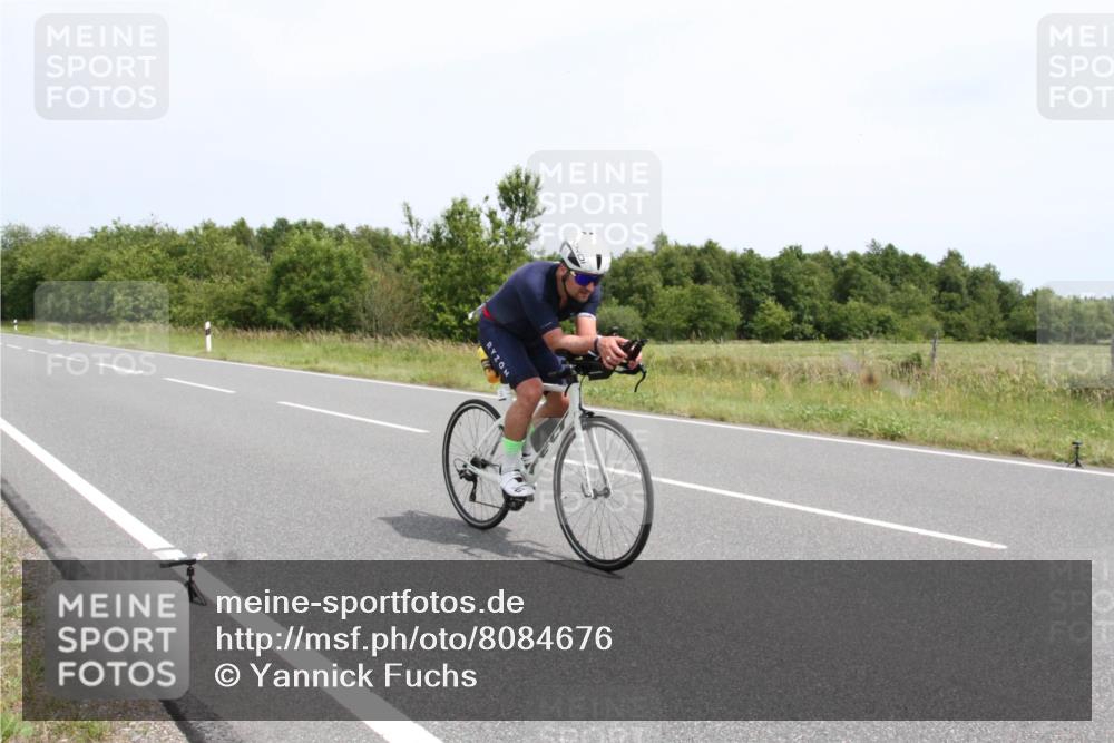 22.06.2025 - Viking Triathlon Yannick Fuchs http://msf.ph/oto/8084676 22.06.2025 13:03:47 Radfahren 130, 538 meine-sportfotos.de