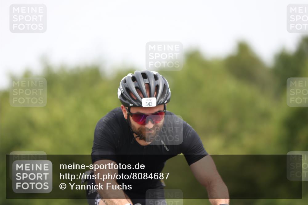22.06.2025 - Viking Triathlon Yannick Fuchs http://msf.ph/oto/8084687 22.06.2025 12:35:14 Radfahren 72, 254, 376, 542, 660 meine-sportfotos.de