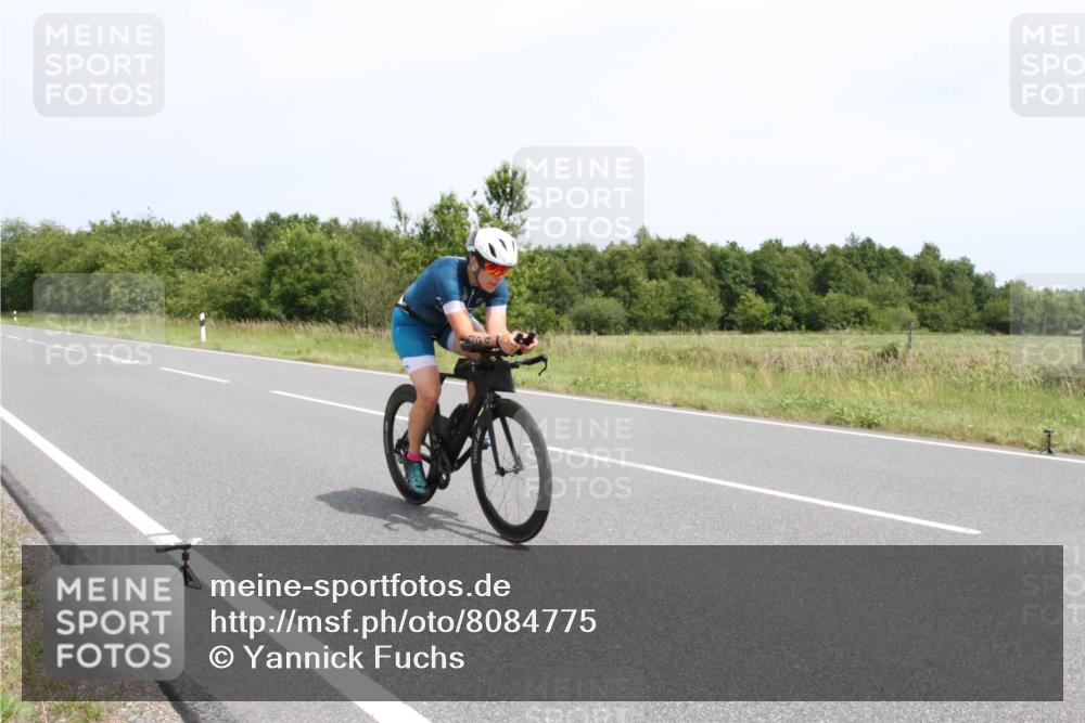 22.06.2025 - Viking Triathlon Yannick Fuchs http://msf.ph/oto/8084775 22.06.2025 13:03:58 Radfahren 220, 324 meine-sportfotos.de