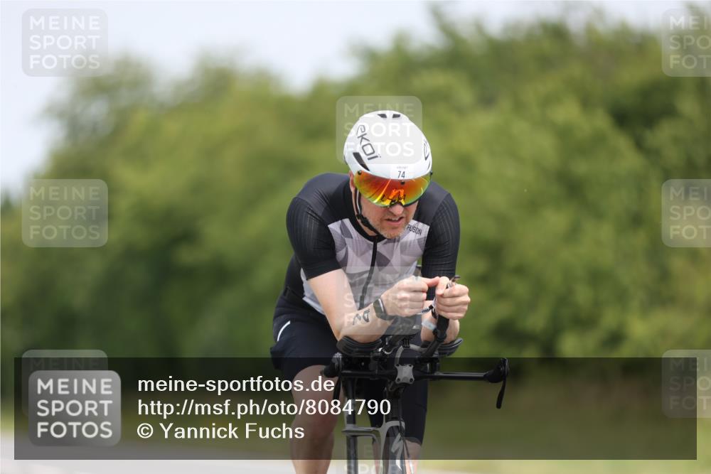 22.06.2025 - Viking Triathlon Yannick Fuchs http://msf.ph/oto/8084790 22.06.2025 12:35:45 Radfahren 41, 74, 77, 143, 184, 210, 321, 478, 623 meine-sportfotos.de