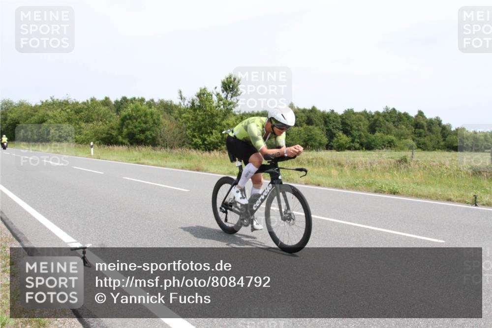 22.06.2025 - Viking Triathlon Yannick Fuchs http://msf.ph/oto/8084792 22.06.2025 13:04:01 Radfahren 220, 292, 324, 655 meine-sportfotos.de