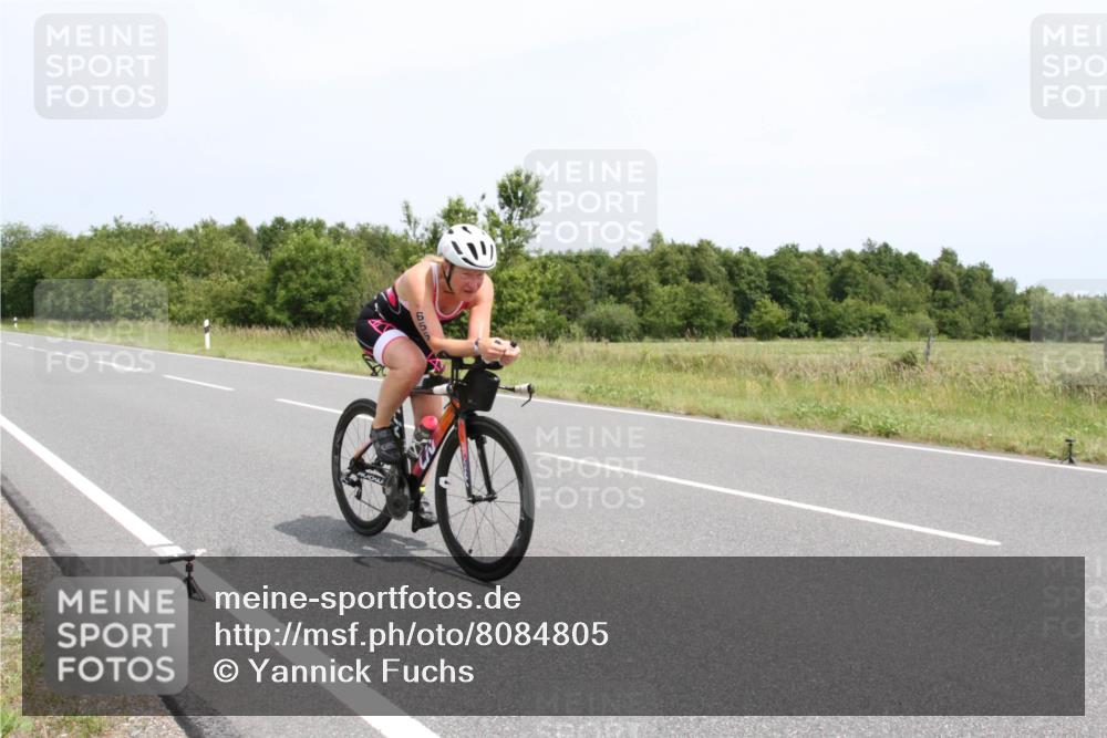 22.06.2025 - Viking Triathlon Yannick Fuchs http://msf.ph/oto/8084805 22.06.2025 13:04:04 Radfahren 220, 292, 655 meine-sportfotos.de