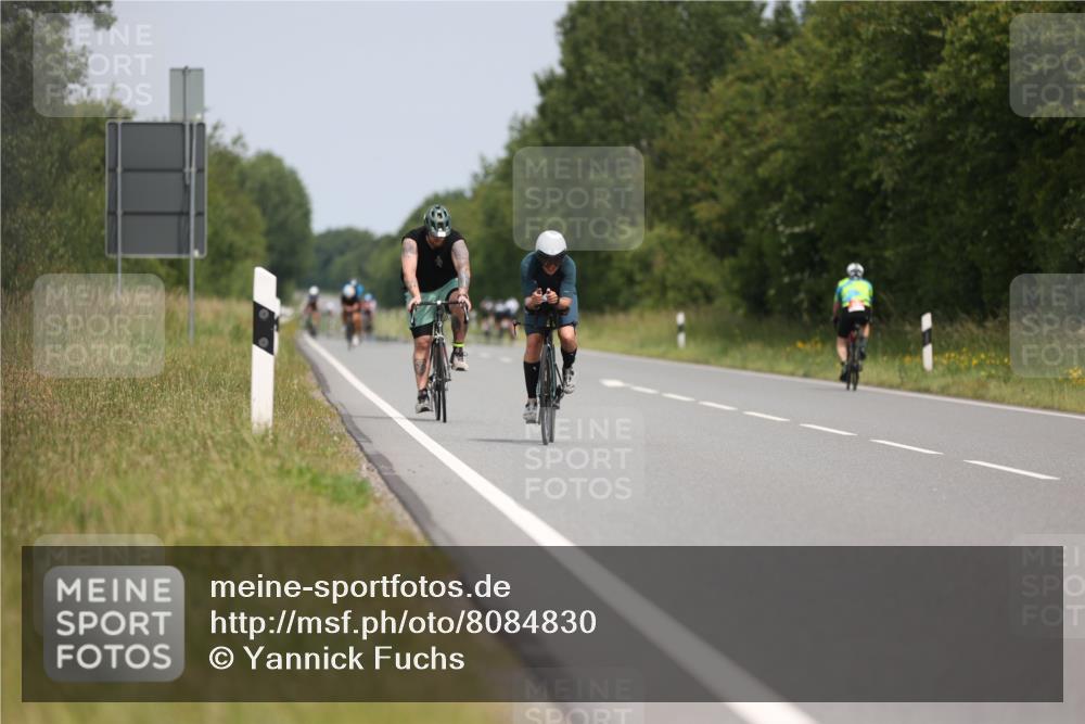 22.06.2025 - Viking Triathlon Yannick Fuchs http://msf.ph/oto/8084830 22.06.2025 12:35:51 Radfahren 41, 77, 143, 184, 210, 478, 629 meine-sportfotos.de