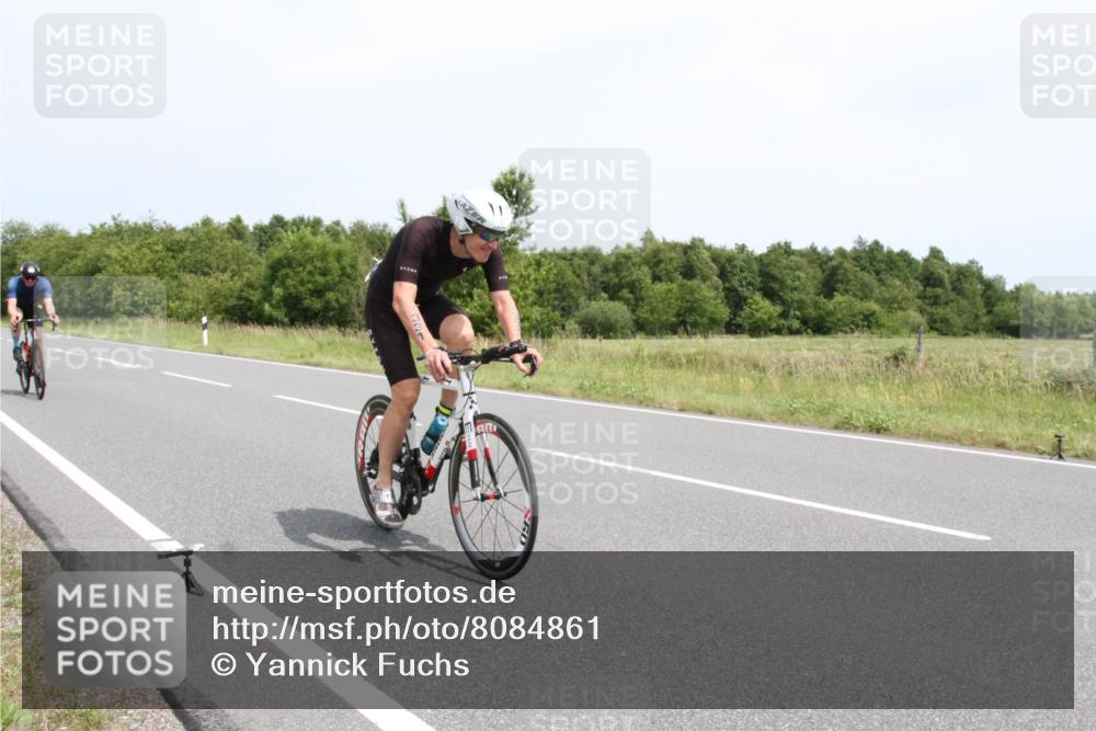 22.06.2025 - Viking Triathlon Yannick Fuchs http://msf.ph/oto/8084861 22.06.2025 13:04:32 Radfahren 267, 331, 344 meine-sportfotos.de