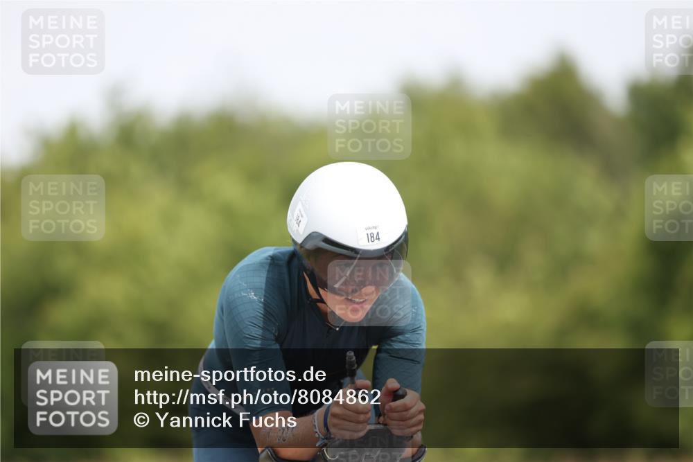 22.06.2025 - Viking Triathlon Yannick Fuchs http://msf.ph/oto/8084862 22.06.2025 12:35:55 Radfahren 77, 184, 237, 629 meine-sportfotos.de
