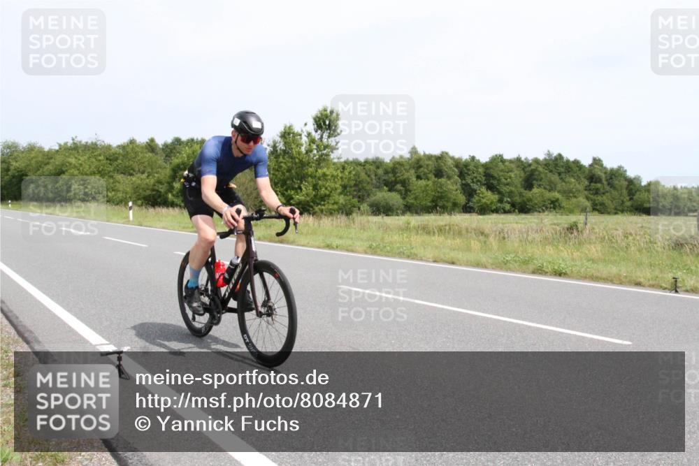 22.06.2025 - Viking Triathlon Yannick Fuchs http://msf.ph/oto/8084871 22.06.2025 13:04:33 Radfahren 267, 331, 344 meine-sportfotos.de
