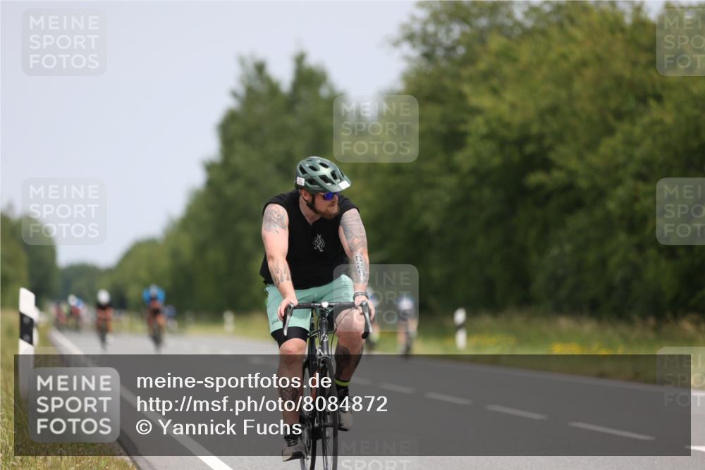 22.06.2025 - Viking Triathlon Yannick Fuchs http://msf.ph/oto/8084872 22.06.2025 12:35:56 Radfahren 77, 184, 237, 629 meine-sportfotos.de